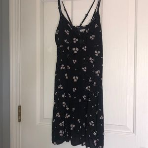 Black daisy dress